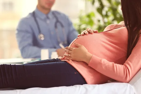 أعراض الدورة بعد الحقن المجهري هل تدل على فشل الحقن المجهري 2 i 2